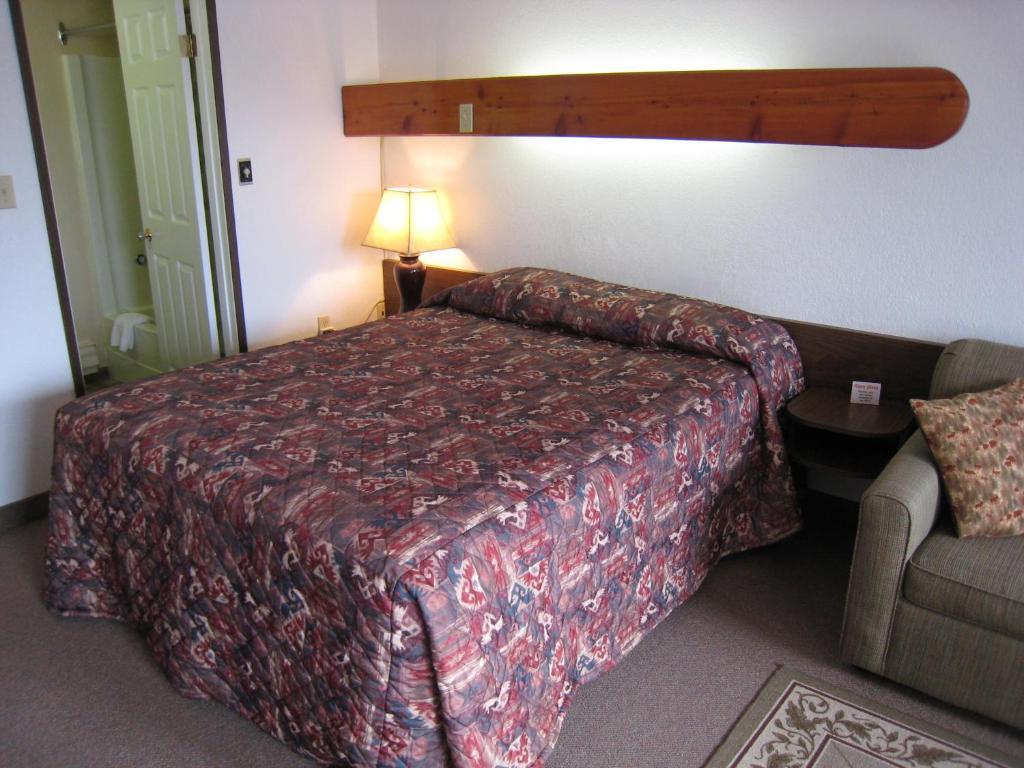 Alpen Motel Radium Hot Springs Habitación foto